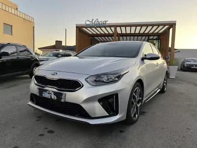 Vendo Kia ProCeed 2022 - 19450 EUR, 76000 km - AUTO.MOTO.pt
