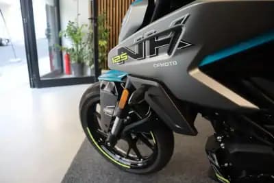 Sell CFMOTO 125NK 2026 - 3481 EUR, 1 km - AUTO.MOTO.pt