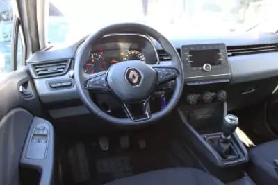 Vendo Renault Clio 2020 - 13900 EUR, 141315 km - AUTO.MOTO.pt