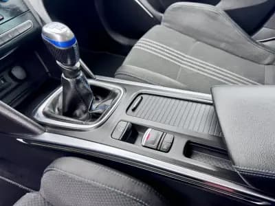 Sell Renault Mégane 2016 - 14750 EUR, 142000 km - AUTO.MOTO.pt