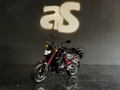 Vendo mota Honda Hornet 2023 - 7250 EUR, 2800 km - AUTO.MOTO.pt