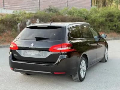 Vendo Peugeot 308 SW 2020 - 12900 EUR, 135154 km - AUTO.MOTO.pt