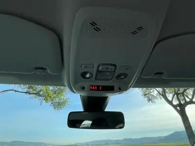 Vendo Peugeot 208 2021 - 17480 EUR, 43270 km - AUTO.MOTO.pt