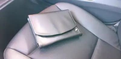 Sell BMW 318 2012 - 11490 EUR, 222729 km - AUTO.MOTO.pt