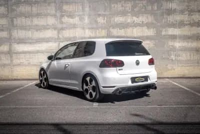 Sell Volkswagen Golf 2010 - 15990 EUR, 190000 km - AUTO.MOTO.pt