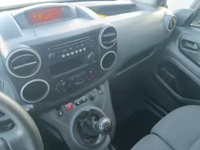 Sell Citroën BERLINGO 3 LUGARES 2017 - 9000 EUR, 220000 km - AUTO.MOTO.pt