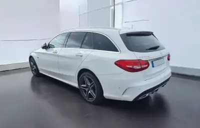 Vendo Mercedes-Benz C 300e 2020 - 31900 EUR, 130255 km - AUTO.MOTO.pt