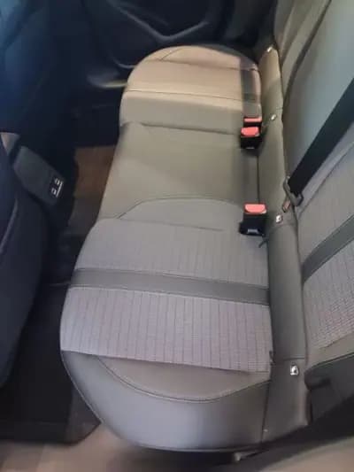 Vendo Peugeot 208 2023 - 27000 EUR, 24150 km - AUTO.MOTO.pt