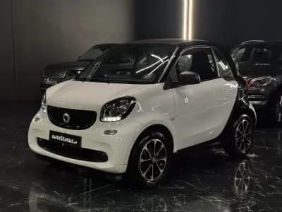 Sell Smart Fortwo Cabrio 2017 - 10990 EUR, 80200 km - AUTO.MOTO.pt