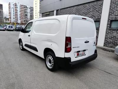 Vendo Citroën Berlingo 2019 - 13480 EUR, 182000 km - AUTO.MOTO.pt