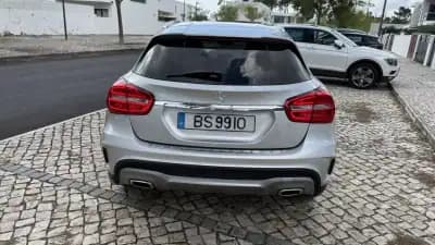 Sell Mercedes-Benz GLA 180 2017 - 24900 EUR, 64269 km - AUTO.MOTO.pt