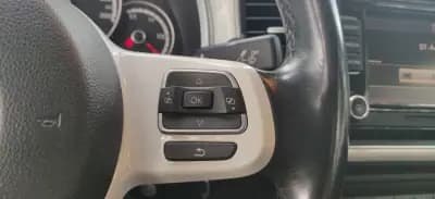 Vendo Volkswagen New Beetle 2015 - 14950 EUR, 156200 km - AUTO.MOTO.pt