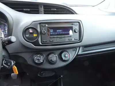 Sell Toyota Yaris 2019 - 11000 EUR, 215000 km - AUTO.MOTO.pt