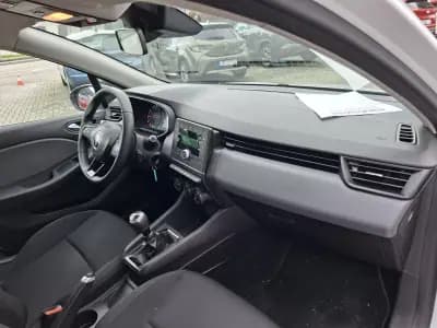 Sell Renault Clio 2020 - 13250 EUR, 54500 km - AUTO.MOTO.pt