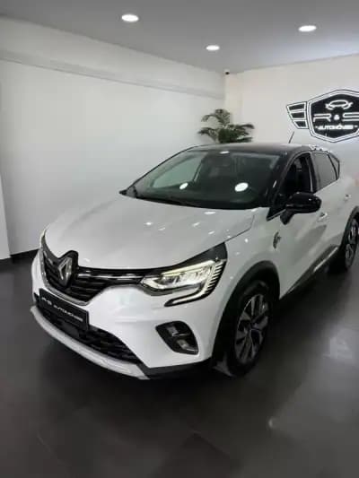 Vendo Renault Captur 2021 - 20000 EUR, 80000 km - AUTO.MOTO.pt