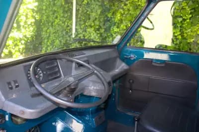 Sell Piaggio APE 1990 - 7000 EUR, 8000 km - AUTO.MOTO.pt