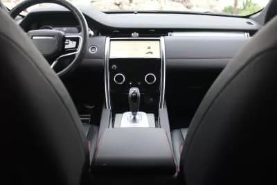 Vendo Land Rover Discovery Sport 2022 - 39780 EUR, 56494 km - AUTO.MOTO.pt