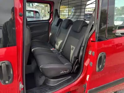 Sell Fiat Doblo 2010 - 8500 EUR, 205221 km - AUTO.MOTO.pt