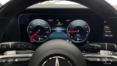 Sell Mercedes-Benz E 300 2022 - 42990 EUR, 90455 km - AUTO.MOTO.pt