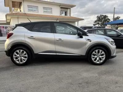 Vendo Renault Captur 2021 - 14950 EUR, 119000 km - AUTO.MOTO.pt