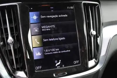 Vendo Volvo V60 2021 - 24990 EUR, 154000 km - AUTO.MOTO.pt