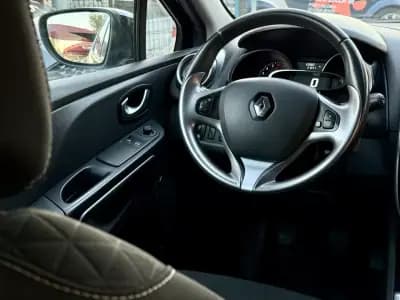 Sell Renault Clio 2018 - 11950 EUR, 88000 km - AUTO.MOTO.pt