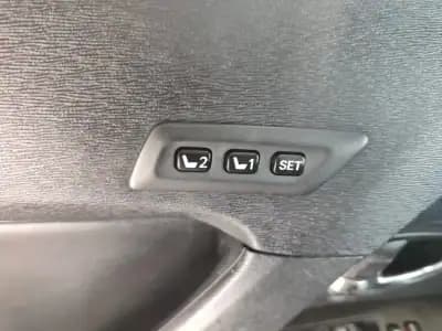 Sell Toyota Avensis SW 2009 - 9950 EUR, 243525 km - AUTO.MOTO.pt