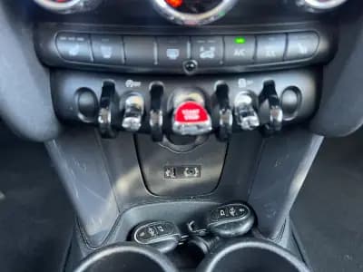 Vendo MINI 2015 - 11900 EUR, 113852 km - AUTO.MOTO.pt