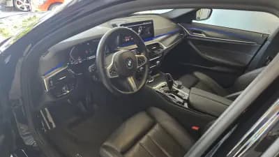 Vendo BMW 520 2020 - 36900 EUR, 140347 km - AUTO.MOTO.pt