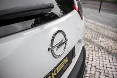 Vendo Opel Crossland X 2020 - 11980 EUR, 87391 km - AUTO.MOTO.pt