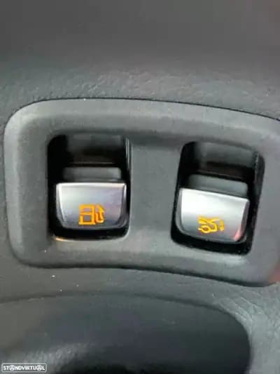 Vendo Mercedes-Benz GLC 300 2021 - 49750 EUR, 70151 km - AUTO.MOTO.pt