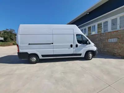 Vendo Peugeot Boxer 2021 - 17950 EUR, 127839 km - AUTO.MOTO.pt