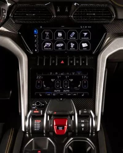 Vendo Lamborghini Urus 2020 - 305000 EUR, 104000 km - AUTO.MOTO.pt