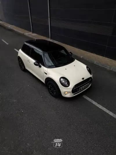Sell MINI 2019 - 17990 EUR, 53900 km - AUTO.MOTO.pt