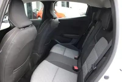 Sell Renault Clio 2020 - 13400 EUR, 95969 km - AUTO.MOTO.pt