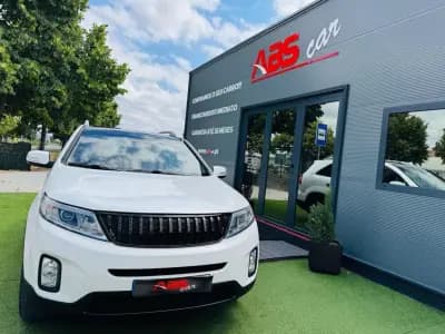 Vendo Kia Sorento 2015 - 18900 EUR, 199000 km - AUTO.MOTO.pt