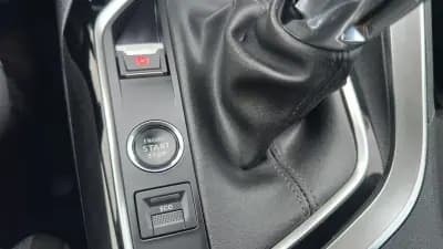 Vendo Peugeot 3008 2021 - 21800 EUR, 67000 km - AUTO.MOTO.pt