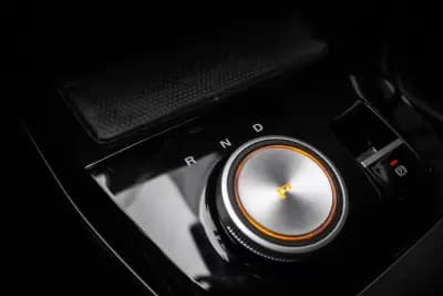 Sell MG MG4 2023 - 19450 EUR, 19778 km - AUTO.MOTO.pt