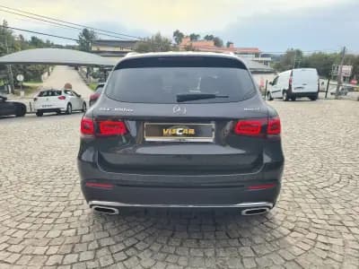 Vendo Mercedes-Benz GLC 300 2021 - 45790 EUR, 94629 km - AUTO.MOTO.pt
