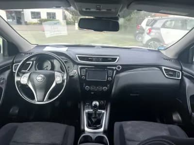 Sell Nissan Qashqai 2015 - 15990 EUR, 132687 km - AUTO.MOTO.pt