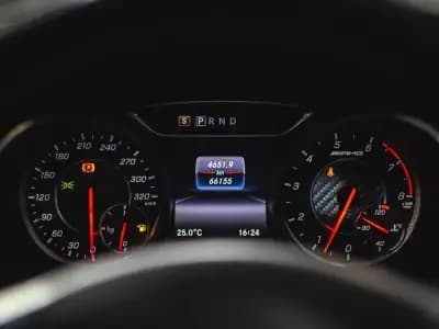 Sell Mercedes-Benz A 45 AMG 2016 - 35990 EUR, 66000 km - AUTO.MOTO.pt