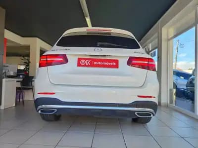 Vendo Mercedes-Benz GLC 220 2015 - 27450 EUR, 178000 km - AUTO.MOTO.pt