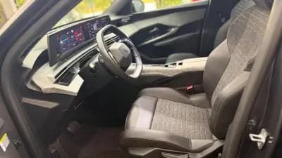 Sell Peugeot 5008 2025 - 31500 EUR, 8614 km - AUTO.MOTO.pt