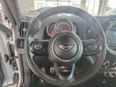 Vendo MINI Countryman 2018 - 19990 EUR, 84000 km - AUTO.MOTO.pt