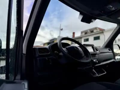 Vendo Opel Movano 2021 - 21950 EUR, 108000 km - AUTO.MOTO.pt