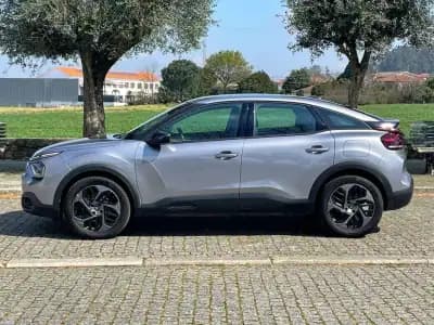 Vendo Citroën C4 2022 - 18450 EUR, 89000 km - AUTO.MOTO.pt