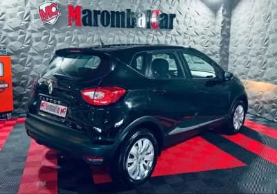 Sell Renault Captur 2016 - 11990 EUR, 114588 km - AUTO.MOTO.pt