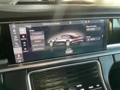 Sell Porsche Panamera 2018 - 60500 EUR, 104962 km - AUTO.MOTO.pt