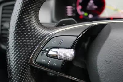 Sell Skoda Kodiaq 2023 - 29990 EUR, 170000 km - AUTO.MOTO.pt