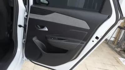 Vendo Peugeot 308 SW 2024 - 22750 EUR, 46000 km - AUTO.MOTO.pt